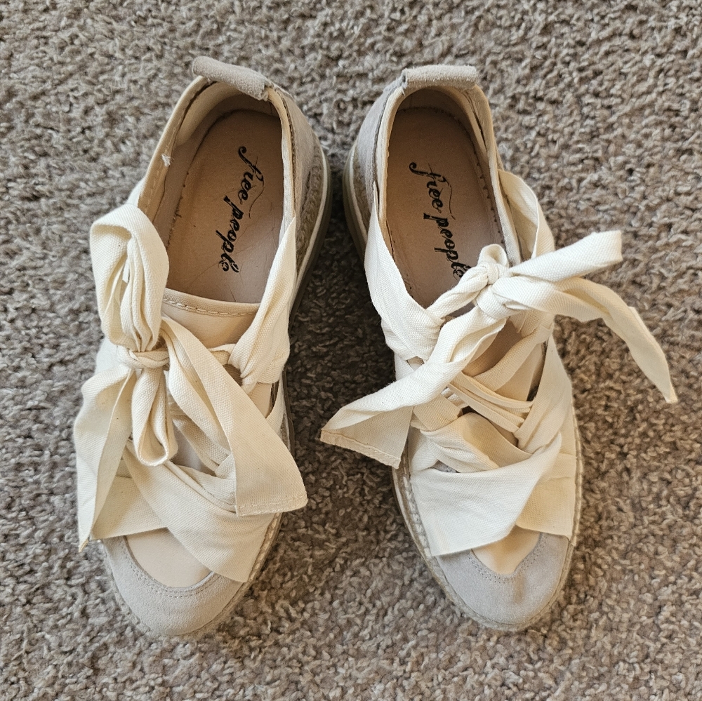 Free People Chapmin Espadrille Sneakers - Size 38 - Picture 12 of 13
